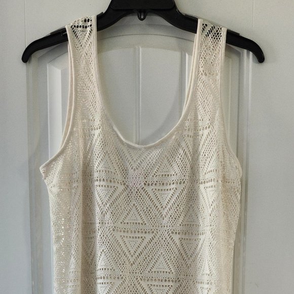 Xhilaration Swimsuit Coverup and Matching Hat For Sun Protection - Picture 3 of 8